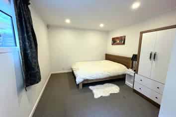 Auckland - Address withheld