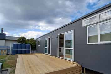 14 Merton Crescent, Pirimai