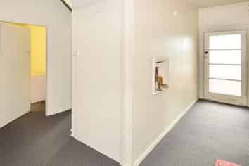 10B Hawthorn Avenue, Mornington