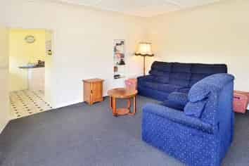 10B Hawthorn Avenue, Mornington