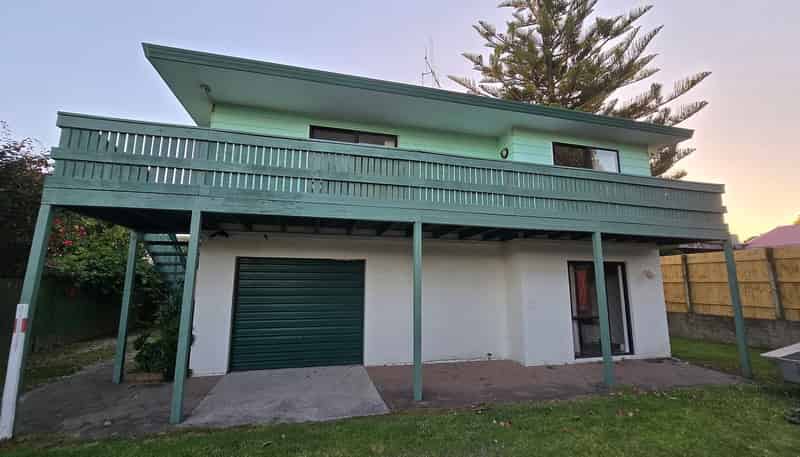 666B Papamoa Beach Road, Papamoa Beach