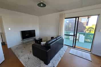 666B Papamoa Beach Road, Papamoa Beach