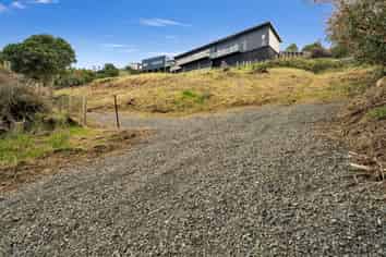 62 Kauri Street, Ravensbourne