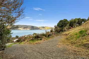 62 Kauri Street, Ravensbourne