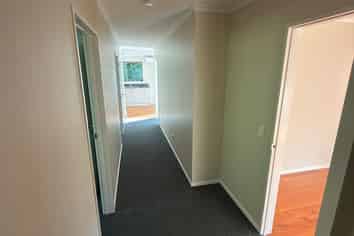 34A The Ridgeway, Enner Glynn