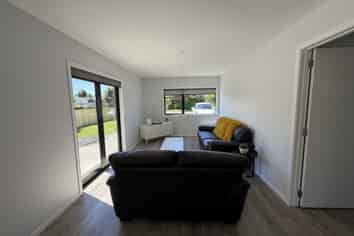 74 Catherine Crescent (Downstairs), Whitianga