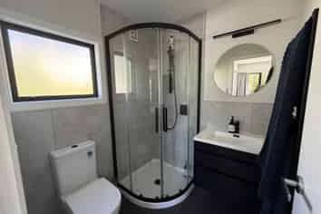 74 Catherine Crescent (Downstairs), Whitianga