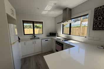 74 Catherine Crescent (Downstairs), Whitianga