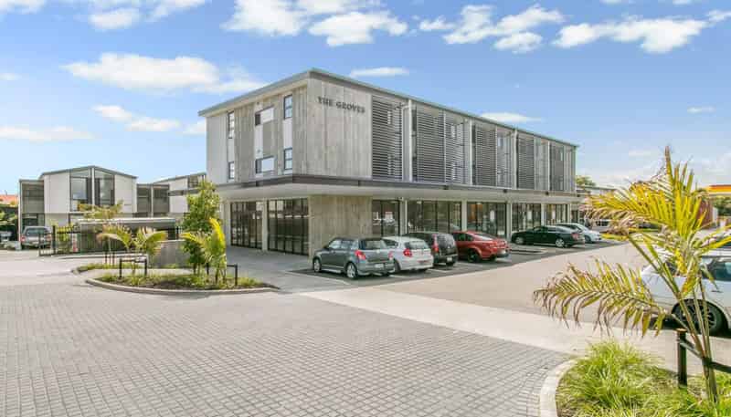 3/4163 Great North Road, Glen Eden