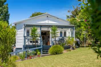 27a Mangakura Road, Helensville