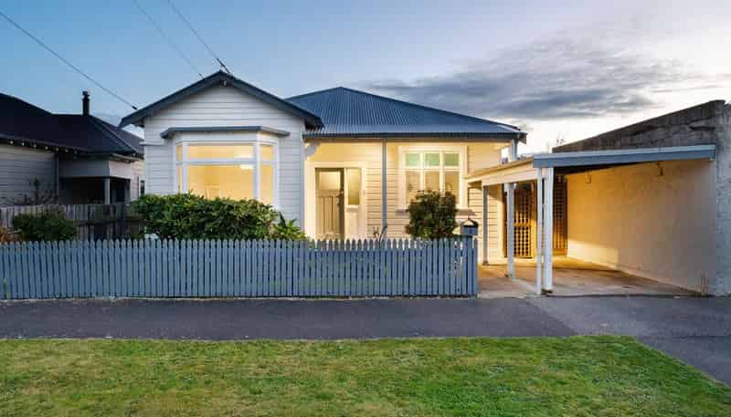 6 Alma Street, Saint Kilda