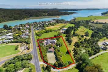 70 Okura River Road, Okura