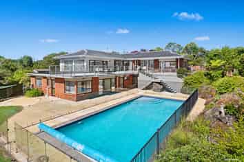 70 Okura River Road, Okura