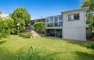 6 Karaka Street, Helensville