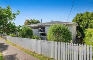 6 Karaka Street, Helensville