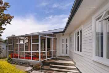 11 Sutton Street, Richmond