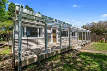 120a Belk Road South, Pyes Pa