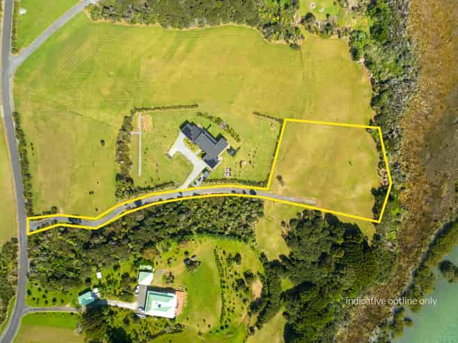 22/2958 State Highway 10, Mangonui