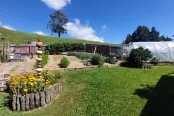 1104 Tapuhi Road, Hikurangi