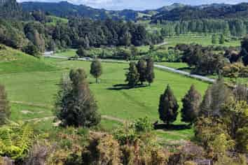 1104 Tapuhi Road, Hikurangi