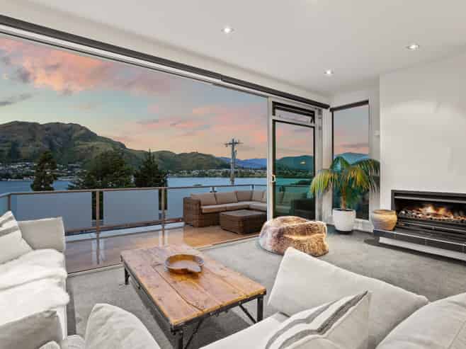 18A Loop Road, Kelvin Heights