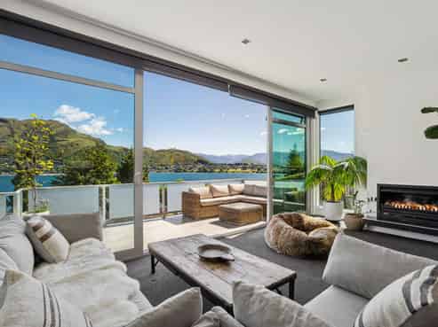 18A Loop Road, Kelvin Heights