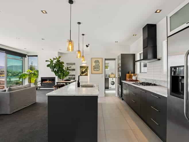 18A Loop Road, Kelvin Heights