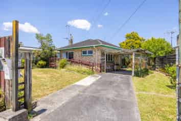 16 Keats Crescent, Enderley