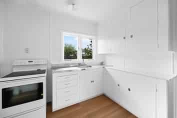 16 Keats Crescent, Enderley