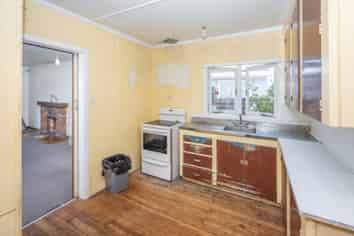 16 Keats Crescent, Enderley