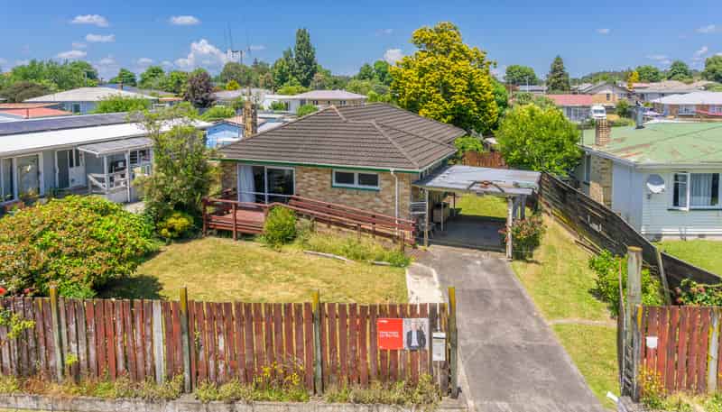 16 Keats Crescent, Enderley