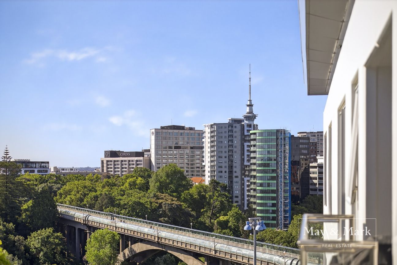 Rare Find! Bridgeside Apartment with 2 Carparks – pohled 6