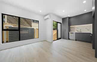 16 Emerson Street, St Heliers