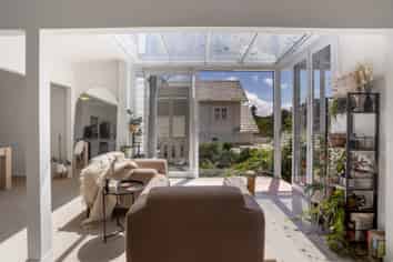 2/15 Bridgewater Road, Parnell