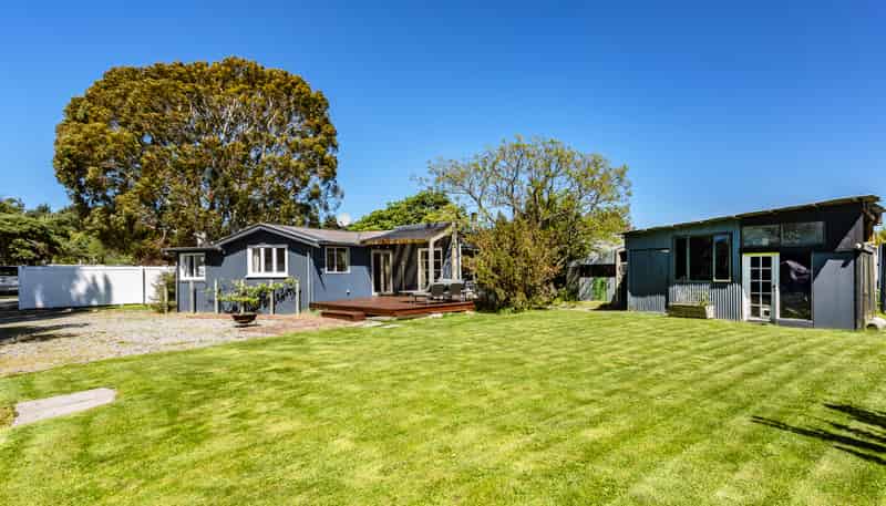 16 Penfold Square, Leithfield Beach, Leithfield