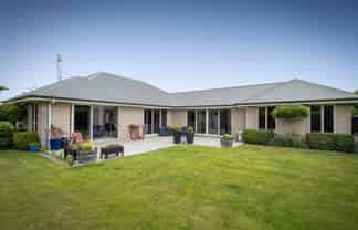 2 Castleton Drive, Rolleston