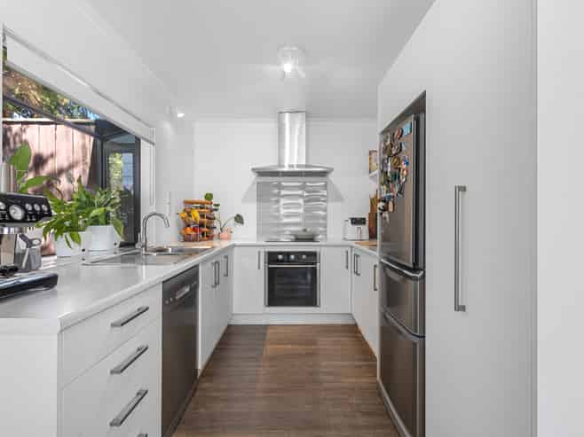 13A Black Road, Paengaroa