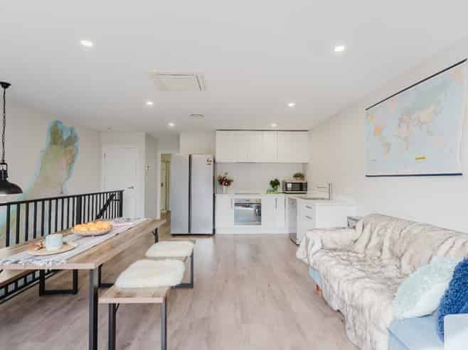 14 Village Quarter Lane, Frankton