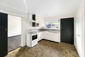 4B Jones Place, Highbury