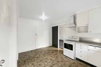 4B Jones Place, Highbury