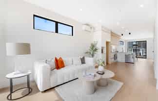 2/55 Tahetoka Street, Westgate