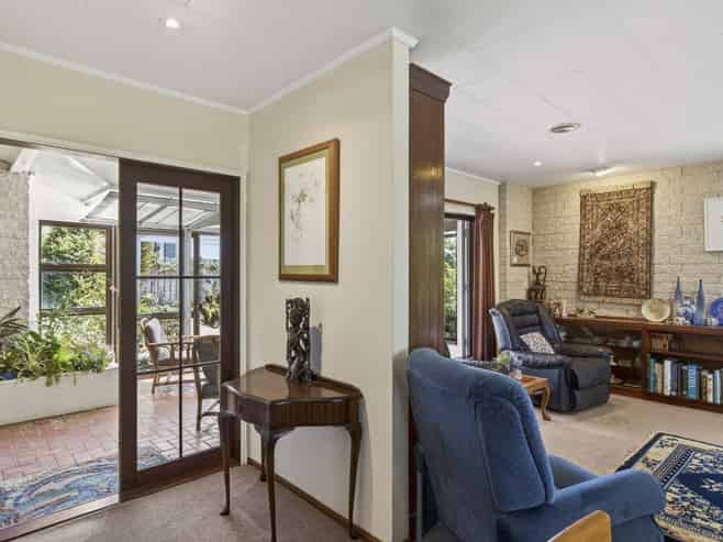 48A Dorset Avenue, Westown