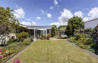 48A Dorset Avenue, Westown