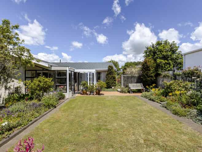 48A Dorset Avenue, Westown