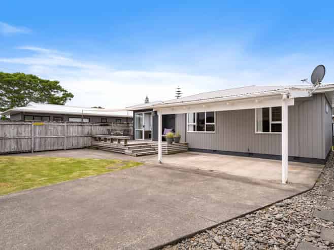 216A Hetherington Road, Whangamata