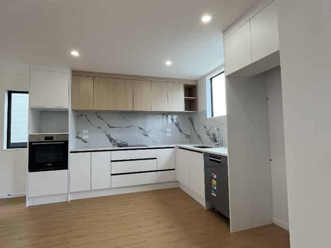 28B Greenmeadows Avenue, Manurewa East