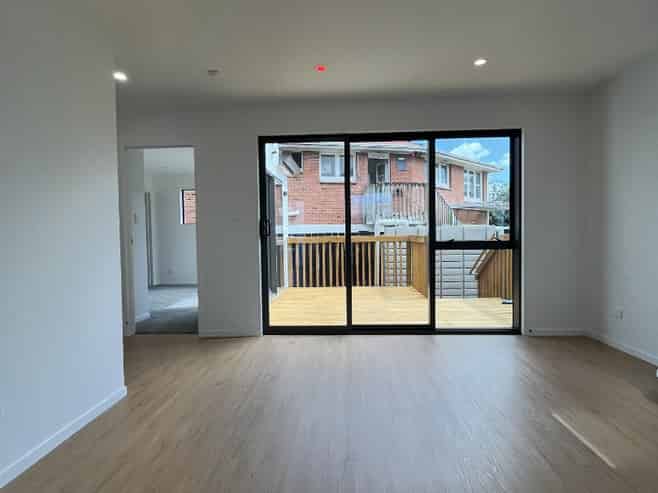 28B Greenmeadows Avenue, Manurewa East