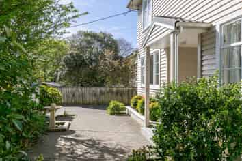 33a Campbell Street, Karori