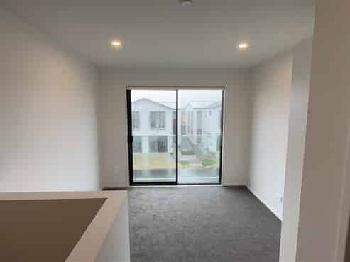 50 Whare Kauri Road, Takanini