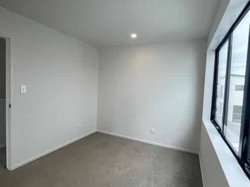 50 Whare Kauri Road, Takanini